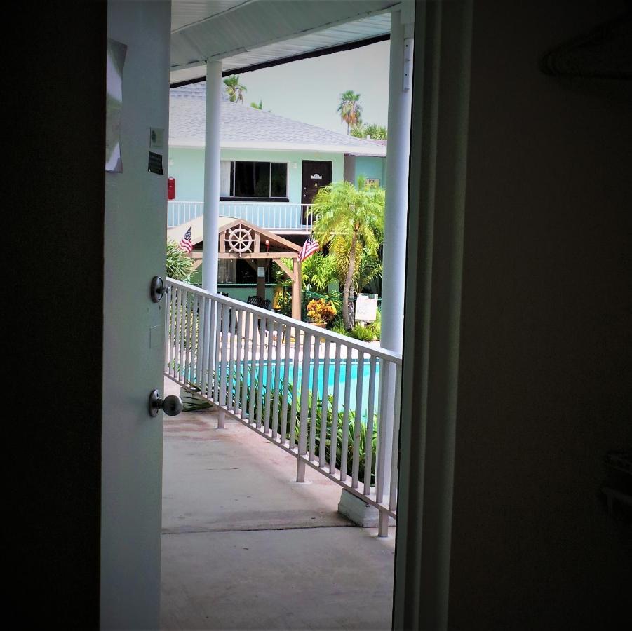 Island House Resort Hotel St. Pete Beach Exterior foto