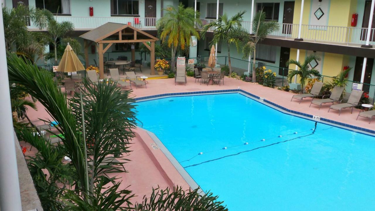 Island House Resort Hotel St. Pete Beach Exterior foto